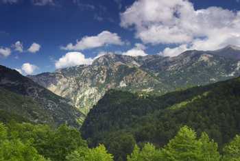 Taygetos Mountains. Shutterstock 15087094
