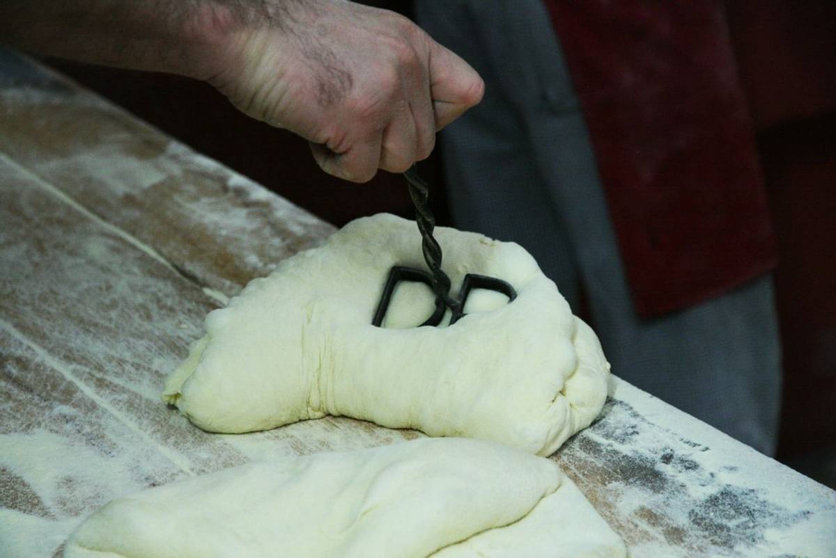 Italy - Bakery - bread - dough.jpg