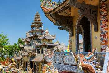 Linh Phuoc Pagoda, Dalat, Vietnam shutterstock_268581188.jpg