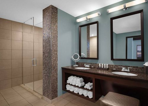 Wild Horse Pass Gila River Resort suite bathroom.jpg