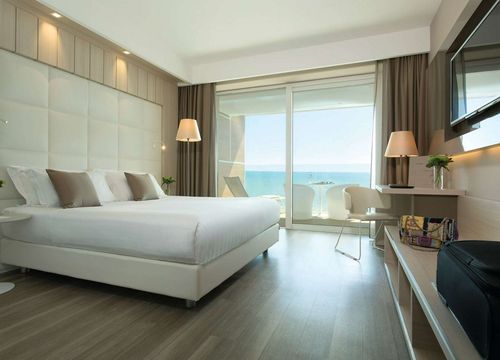 Almar Jesolo Resort & Spa-Example of accommodation (3).jpg