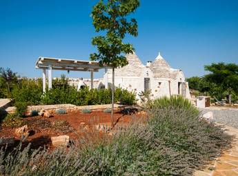 cv093_trulli_with_pool_puglia_trulli_di_bacco_064.jpg