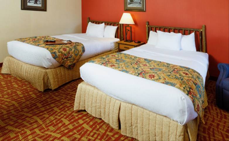 Quality Inn 49er room.png