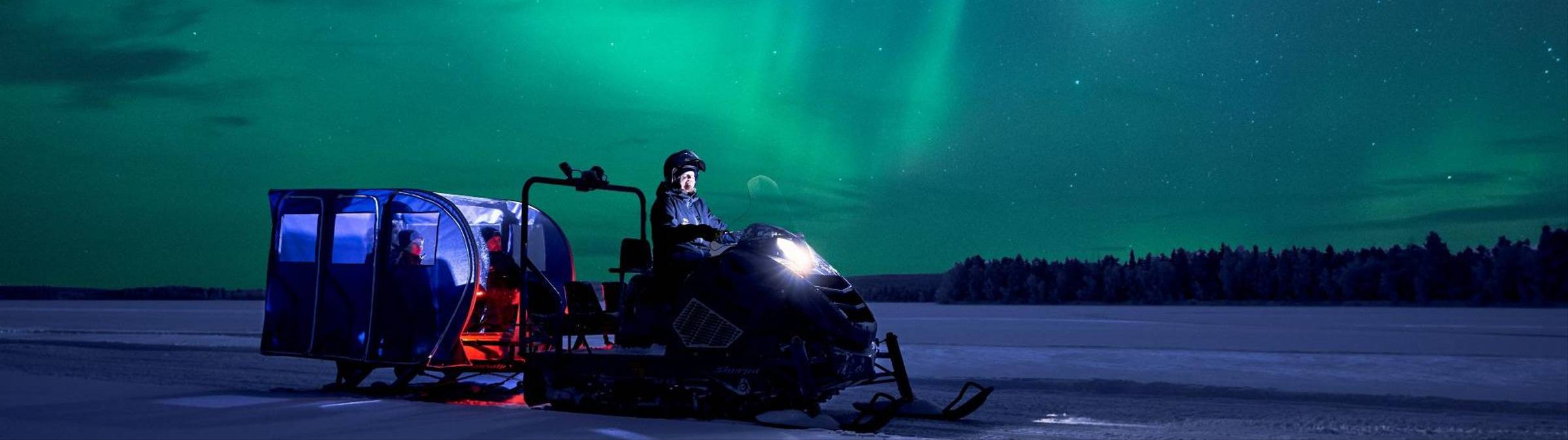 Aurora Hunt Snowtrain.jpg