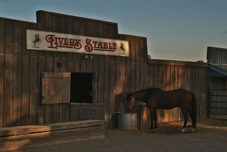 hidden-trails-white-stallion-ranch-arizona-livery-stable.JPG