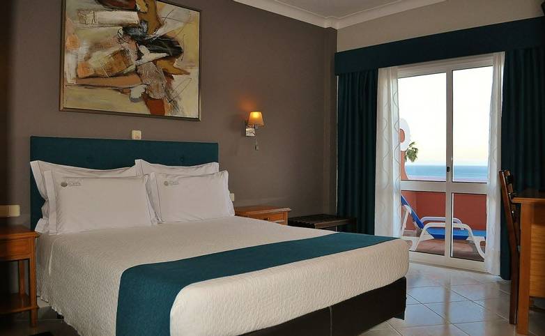 Hotel Belavista - suite-02_25338175153_o.jpg