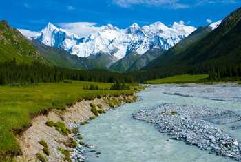 Ili River, Kazakhstan shutterstock_81384316.jpg