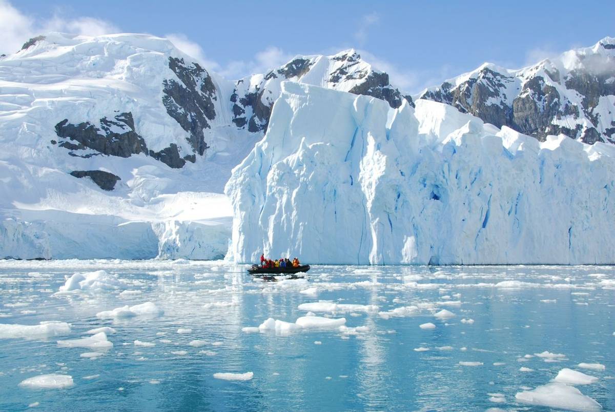 Antarctica Shutterstock 144979996