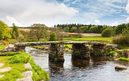 Dartmoor Guided Walking with Sightseeing 
