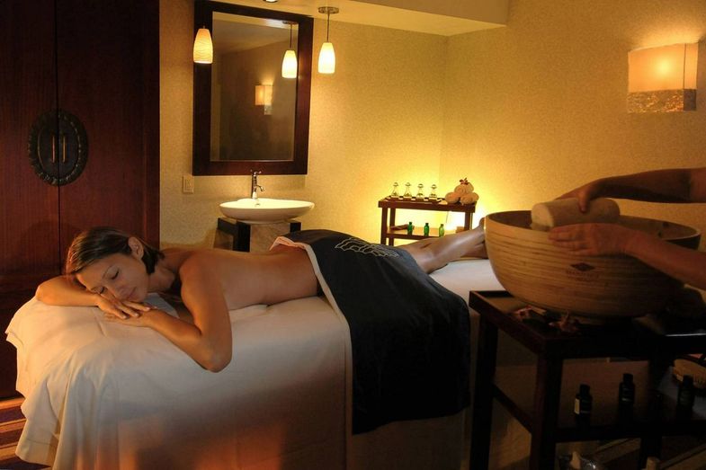 Waikoloa Beach Marriott Resort & Spa Spa Room.jpg