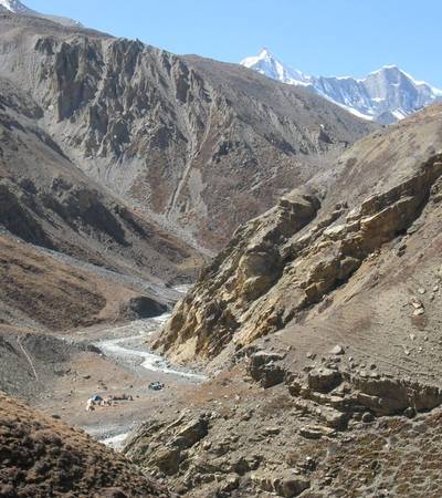 Trail near Pasphu Khola camp (4,750m)