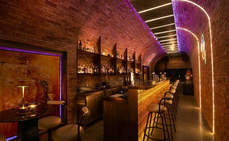 Bespoke Trendy bar.jpg