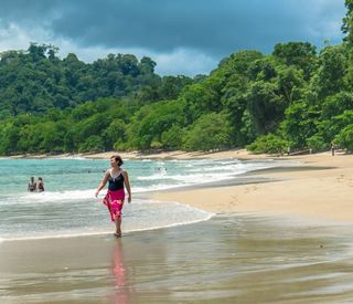 Intrepid Travel-CostaRica-ManuelAntonio-Beach-B-02.jpg