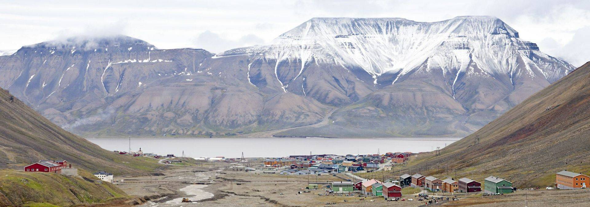 Credit.Photo by Spitsbergen Travel.Copyright Notice.Hanne Feyling.Fossil hunting.Longyearbyen. 19.03.15. Spitsbergen.jpg