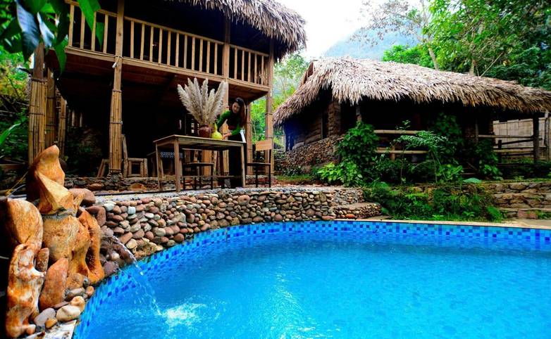 Thảo Duân Homestay pool.jpg