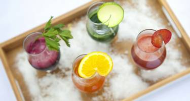 The Pros and Cons of a Juice Cleanse Retreat