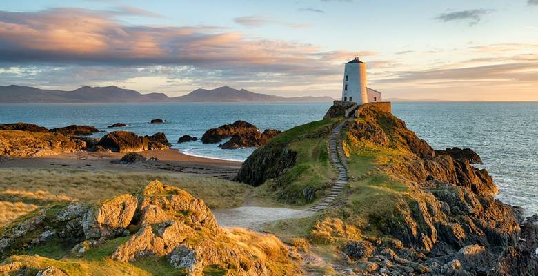 Anglesey Coast Guided Walking Holiday