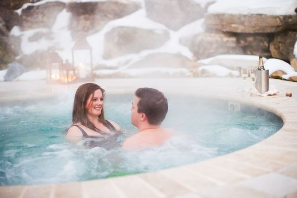 half-mile-farm-jacuzzi_with_champagne_winter_closeup.jpg