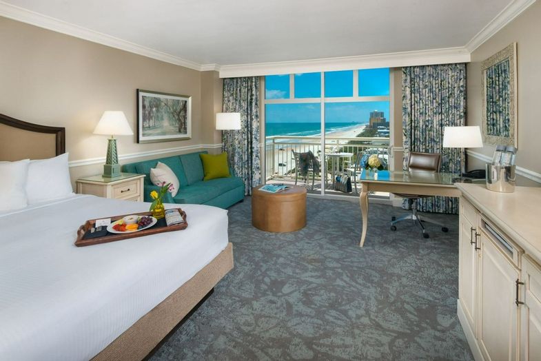 shores-resort-rooms-king-Oceanview-Balcony-web.jpg