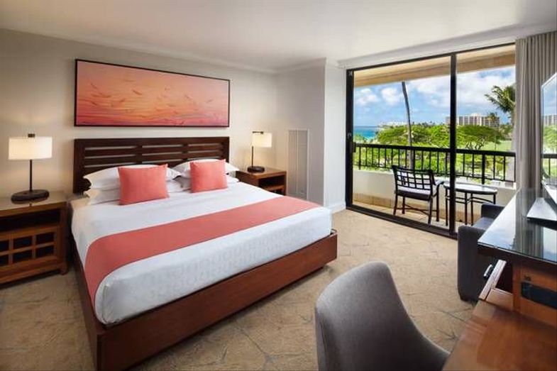 Sheraton Maui Resort & Spa king.jpg