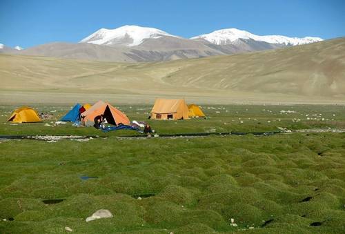 Camp at Karzok Doksa