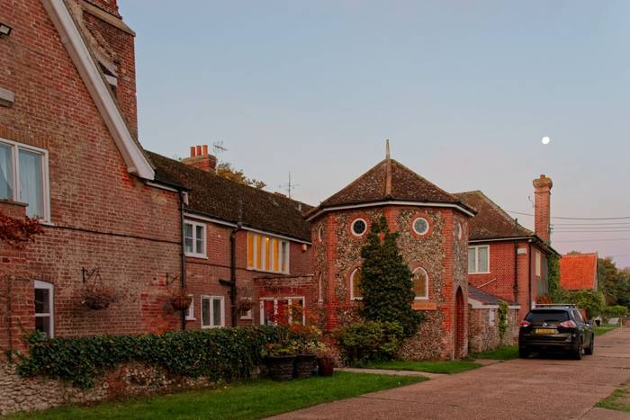 Bawdsey Hall (Alan & Anne Smith).jpg