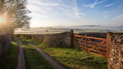 4 Night Central Peak District Festive Self-Guided Walking Holiday