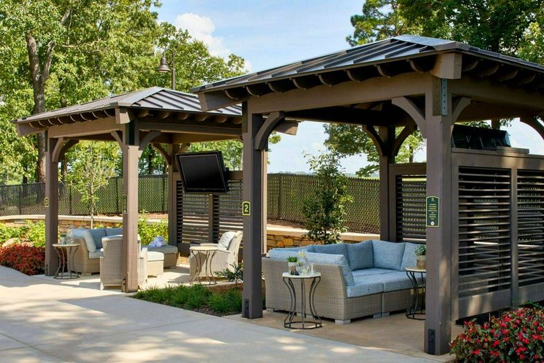 Renaissance Birmingham Ross Bridge Golf Resort & Spa cabana.jpg