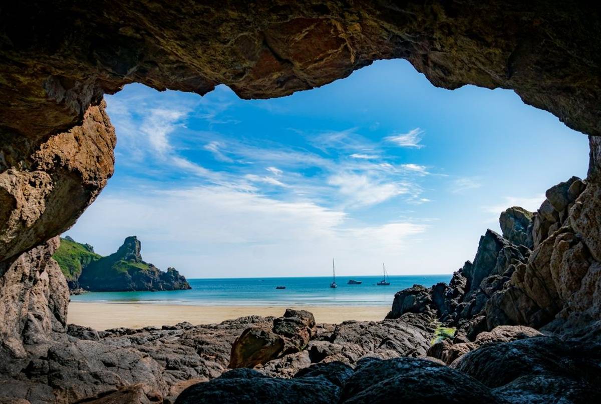 Petit Port Cave, Guernsey