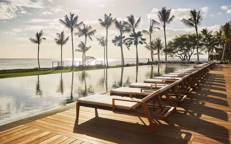 Four Seasons Resort Oahu at Ko Olina infinity pool.jpg