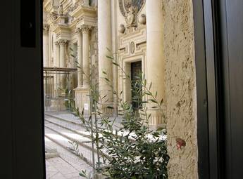 Palazzo Persone, Puglia, Italy (2).jpg