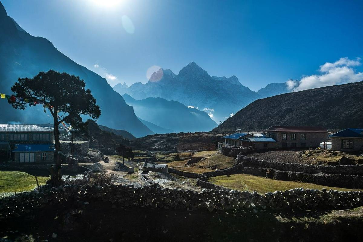 Everest Base Camp Trek 2.jpg
