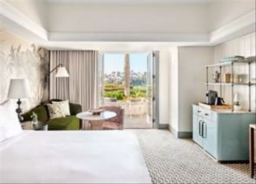 Ritz-Carlton Laguna Niguel guest room.jpeg