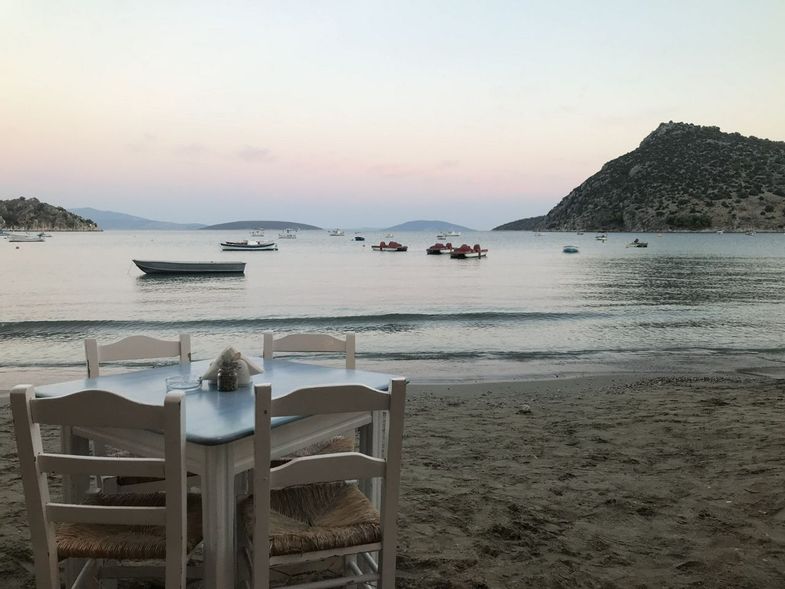 exodus-travel-greece-tour-beach-meal.jpeg