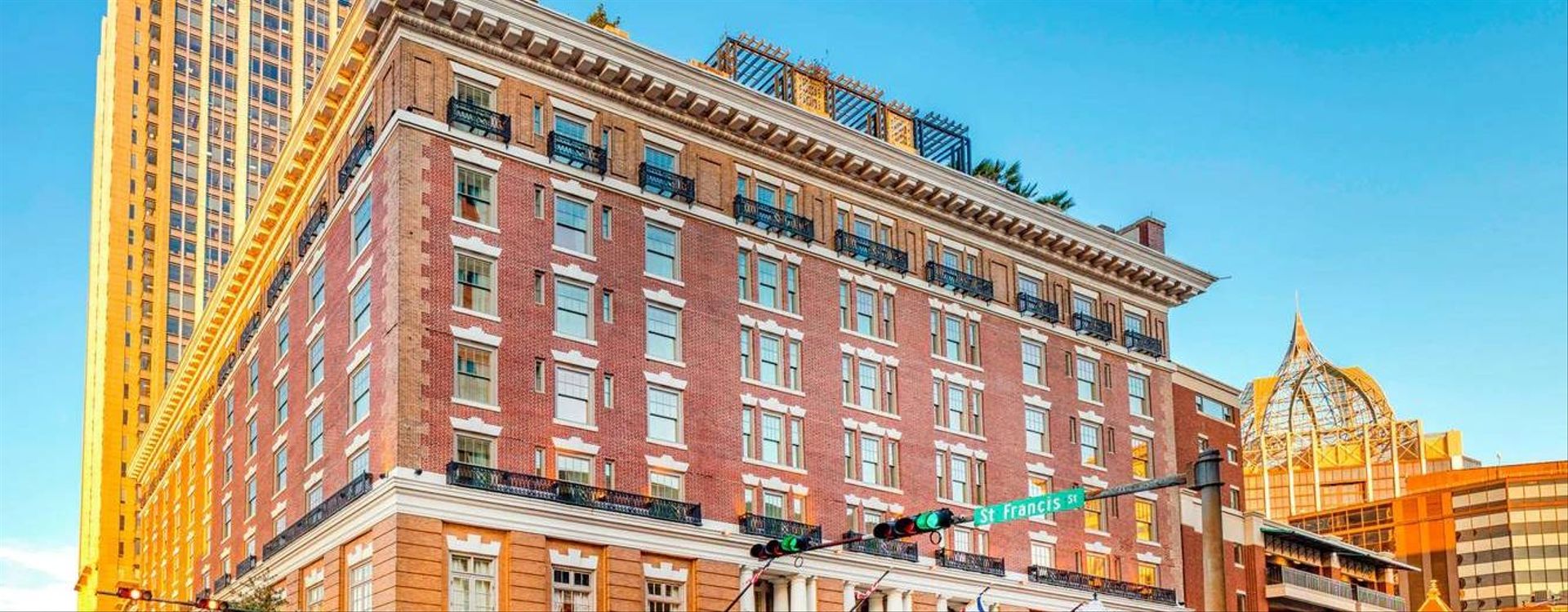 The Battle House Renaissance Mobile Hotel & Spa exterior.jpg