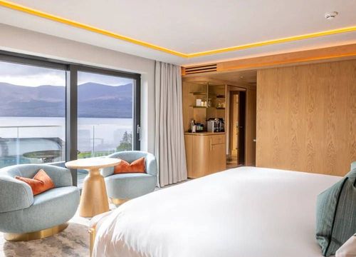 The Europe Hotel & Resort king master.jpg
