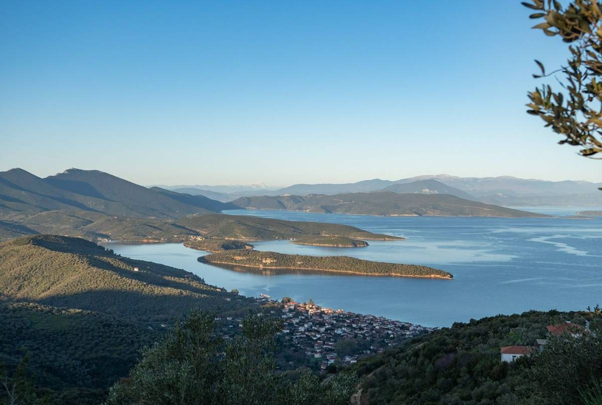 Pagasetic Gulf, Lagou Raxi