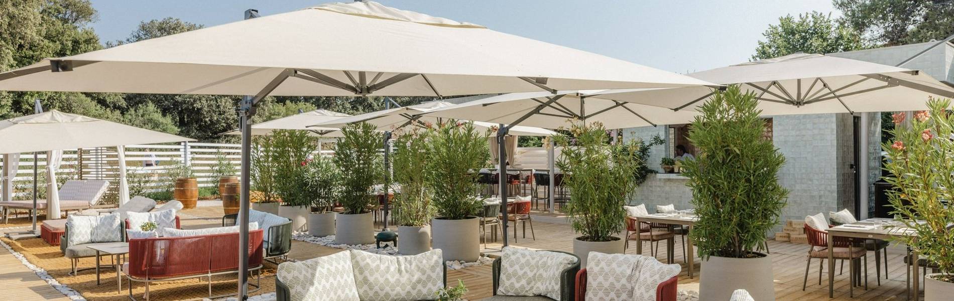 Meneghetti Beach Club (23).jpg