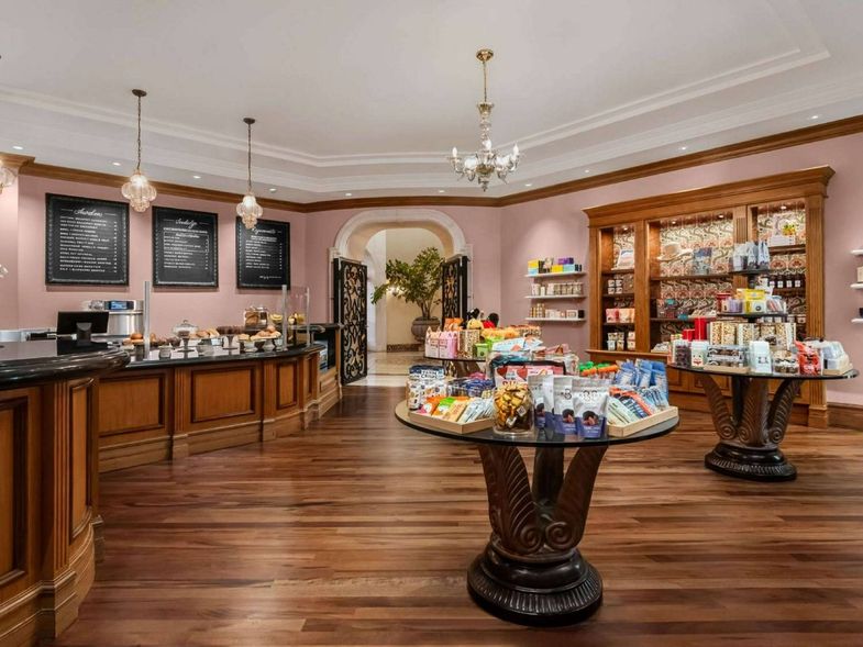 Fairmont Grand Del Mar café.jpg