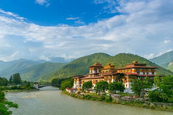Punakha Dzong Monastery, Bhutan Shutterstock 555335869