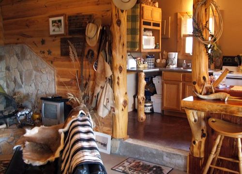 hidden-trails-rs-ranch-rides-ozarks-Cabin-Kitchenette-1.jpg