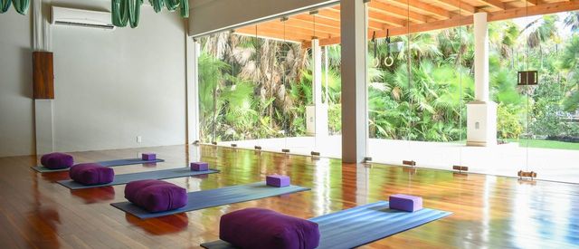 naia-resort-spa-yoga.jpg