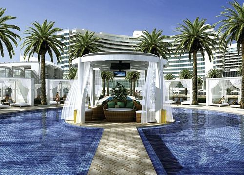 Fontainebleau Miami Beach-Pool.jpg