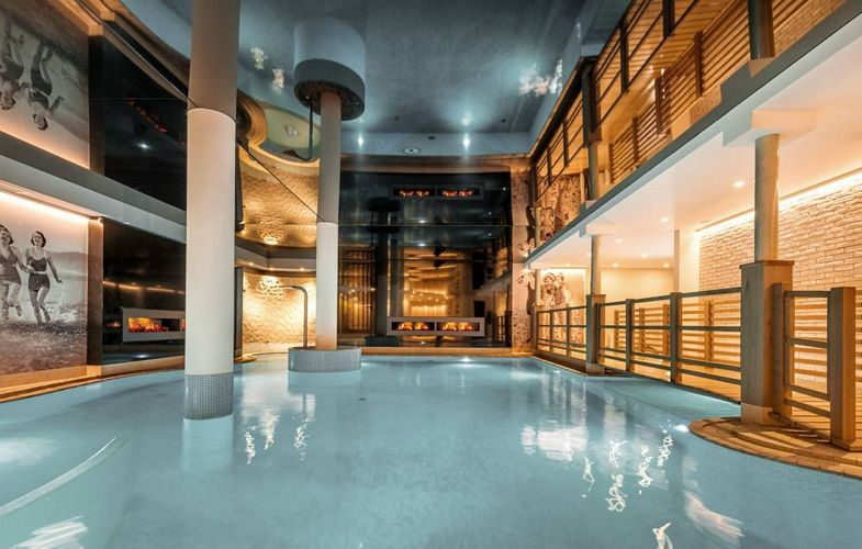 Preidlhof New Indoor Pool - Lorenz Masser.jpg