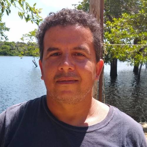 Anselmo Santos