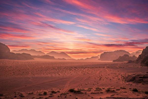 Wadi Rum shutterstock_289654343.jpg