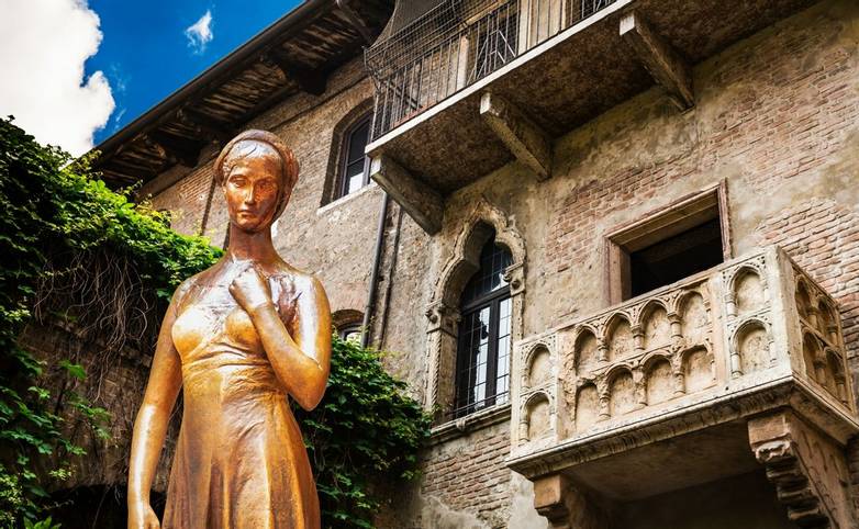 A collage of a bronze statue of Juliet and a balcony juliet Verona Italy
