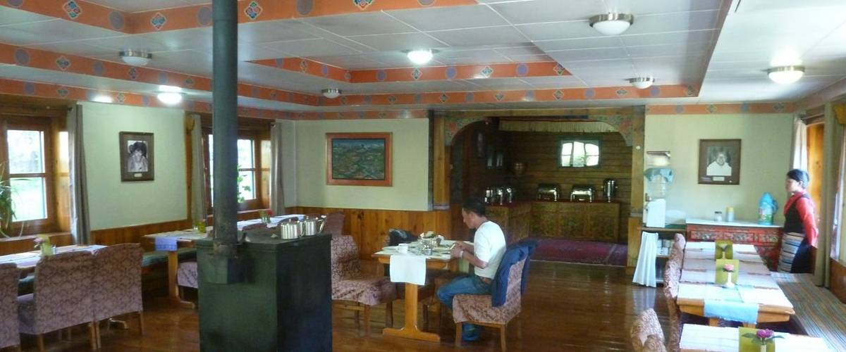 Everest Summit Lodge in Monjo