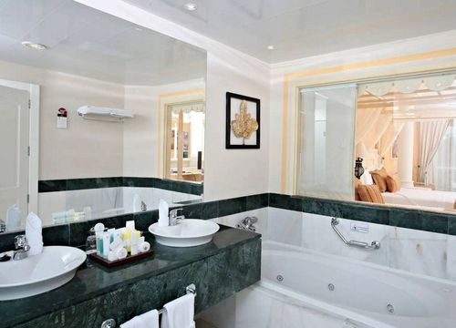 Bahia Principe Luxury Bouganville bathroom.jpg
