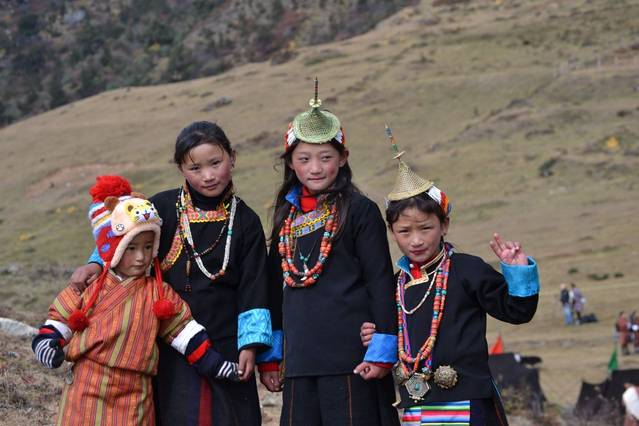 Bhutanese children in Bhutan 